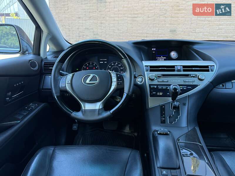 Внедорожник / Кроссовер Lexus RX 2015 в Одессе фото 16 Внедорожник / Кроссовер Lexus RX 2015 в Одессе