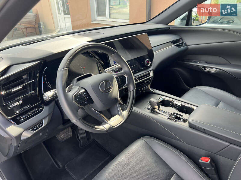 Позашляховик / Кросовер Lexus RX 2023 в Дніпрі фото 41 Позашляховик / Кросовер Lexus RX 2023 в Дніпрі