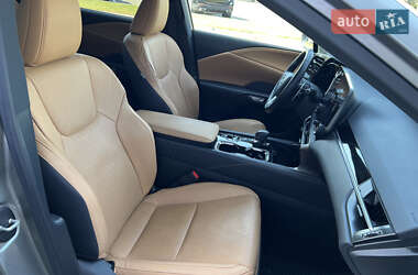 Внедорожник / Кроссовер Lexus RX 2023 в 
