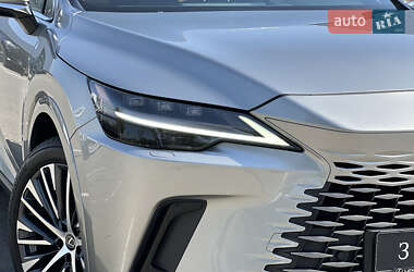 Внедорожник / Кроссовер Lexus RX 2023 в 
