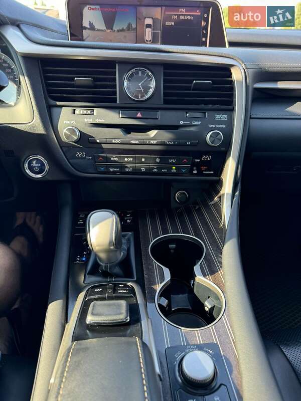 Позашляховик / Кросовер Lexus RX 2017 в Києві