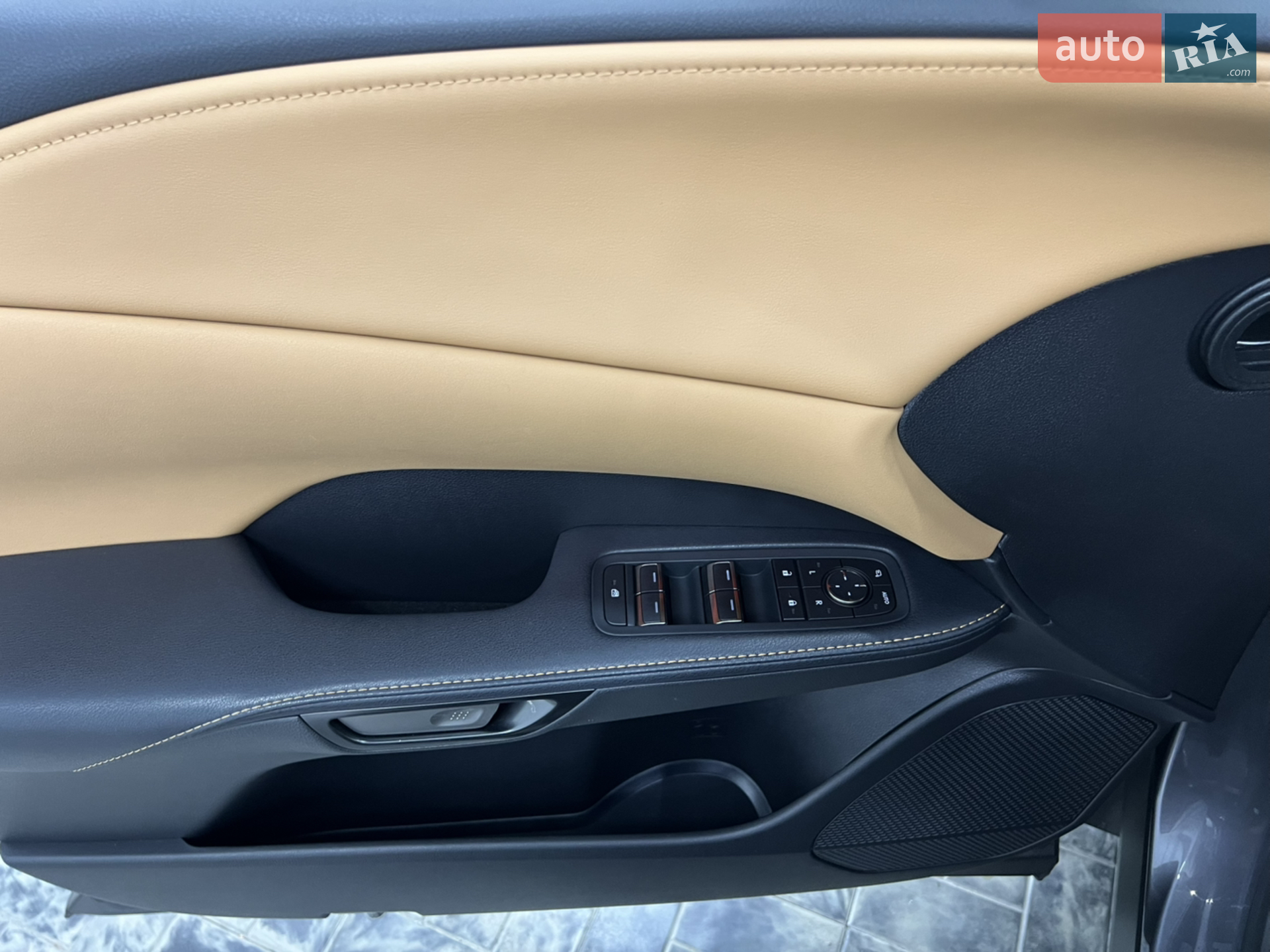 2023 Lexus RX - мініатюра 17