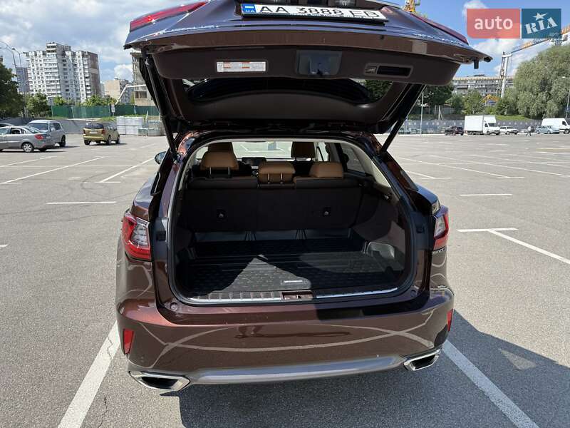 Внедорожник / Кроссовер Lexus RX 2017 в Киеве