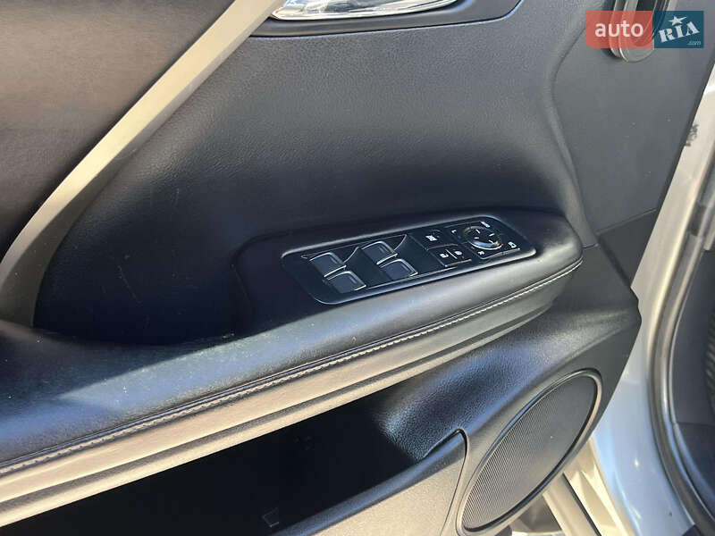 Внедорожник / Кроссовер Lexus RX 2018 в Каменец-Подольском фото 17 Внедорожник / Кроссовер Lexus RX 2018 в Каменец-Подольском