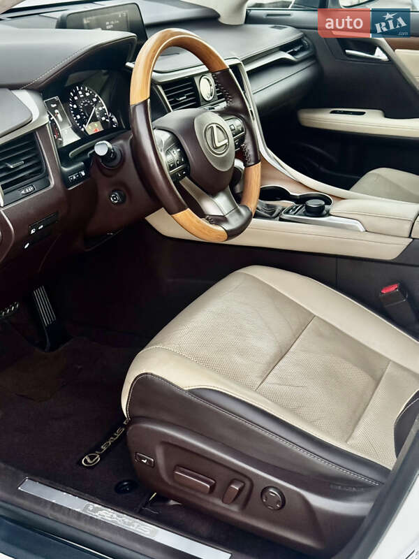 Внедорожник / Кроссовер Lexus RX 2018 в Киеве