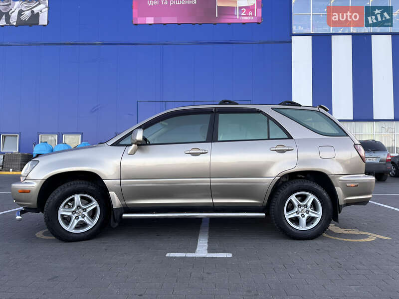 Внедорожник / Кроссовер Lexus RX 1999 в Одессе