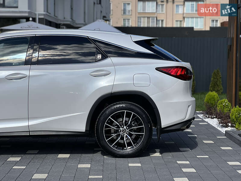 Внедорожник / Кроссовер Lexus RX 2017 в Ужгороде
