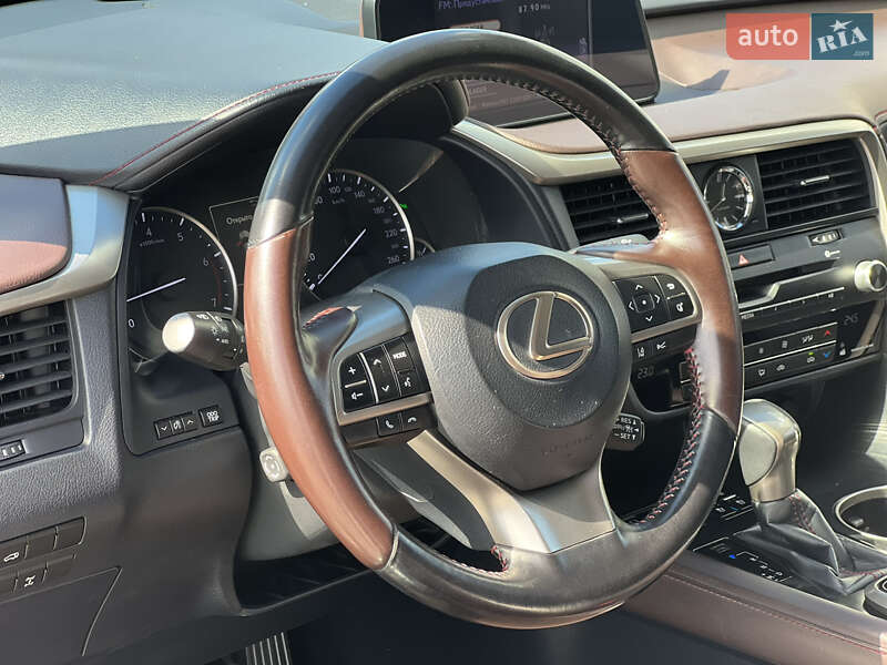 Внедорожник / Кроссовер Lexus RX 2017 в Ужгороде