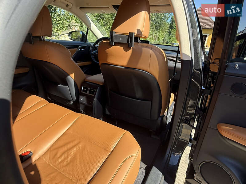 Позашляховик / Кросовер Lexus RX 2020 в Львові