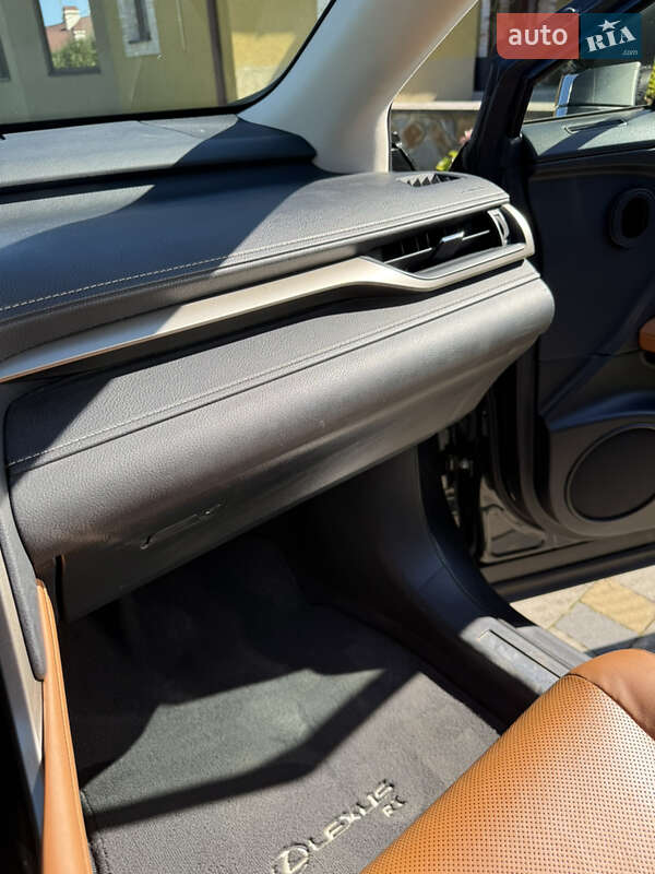 Позашляховик / Кросовер Lexus RX 2020 в Львові