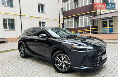 Внедорожник / Кроссовер Lexus RX 2023 в 