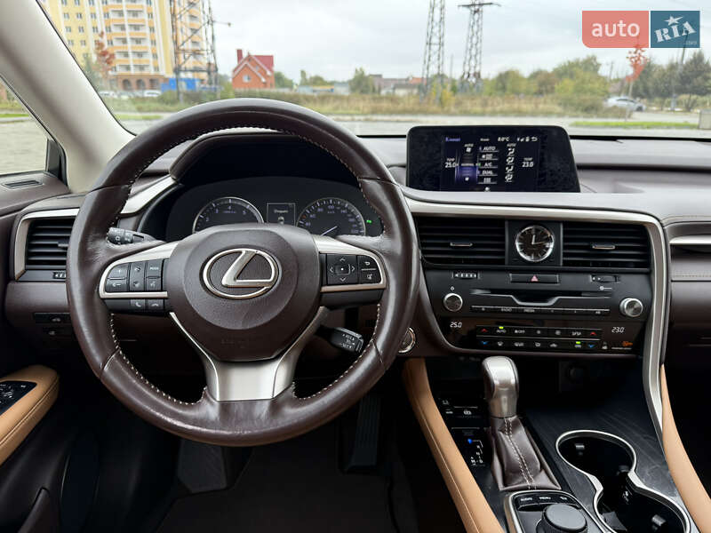 Внедорожник / Кроссовер Lexus RX 2017 в Ирпене