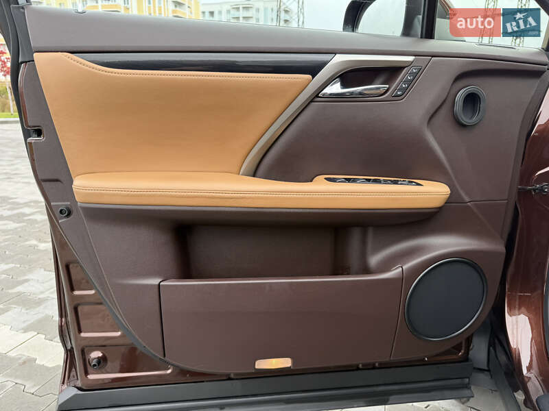 Внедорожник / Кроссовер Lexus RX 2017 в Ирпене