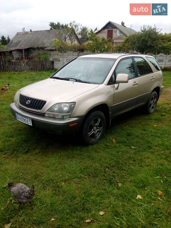 Внедорожник / Кроссовер Lexus RX 1998 в Шепетовке