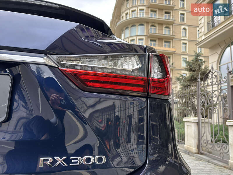 Позашляховик / Кросовер Lexus RX 2018 в Києві