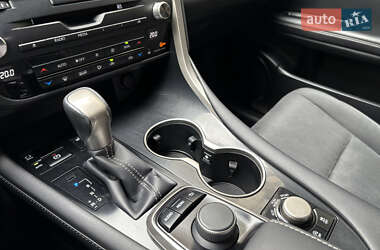 Позашляховик / Кросовер Lexus RX 2018 в  фото 34 Позашляховик / Кросовер Lexus RX 2018 в