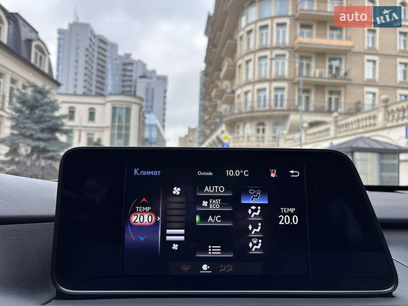 Позашляховик / Кросовер Lexus RX 2018 в Києві