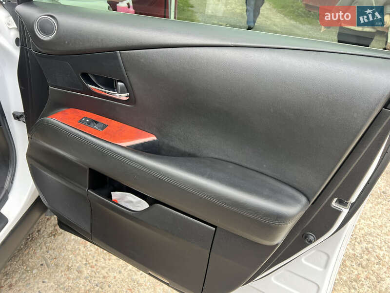 Внедорожник / Кроссовер Lexus RX 2010 в Одессе