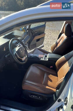 Позашляховик / Кросовер Lexus RX 2013 в Чернівцях