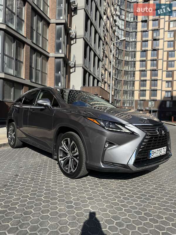 Внедорожник / Кроссовер Lexus RX 2017 в 