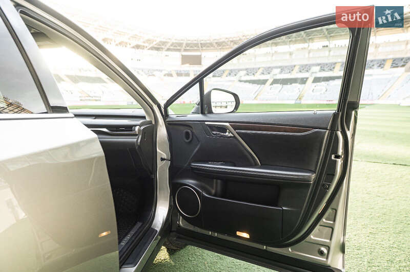 Внедорожник / Кроссовер Lexus RX 2020 в Одессе фото 22 Внедорожник / Кроссовер Lexus RX 2020 в Одессе