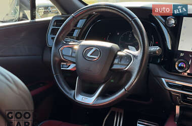Внедорожник / Кроссовер Lexus RX 2022 в 