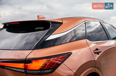 Внедорожник / Кроссовер Lexus RX 2024 в 