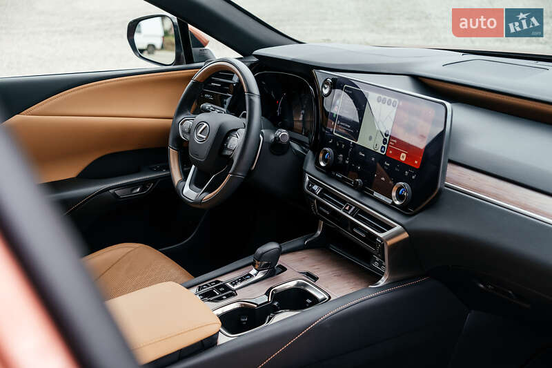 Внедорожник / Кроссовер Lexus RX 2024 в Тернополе