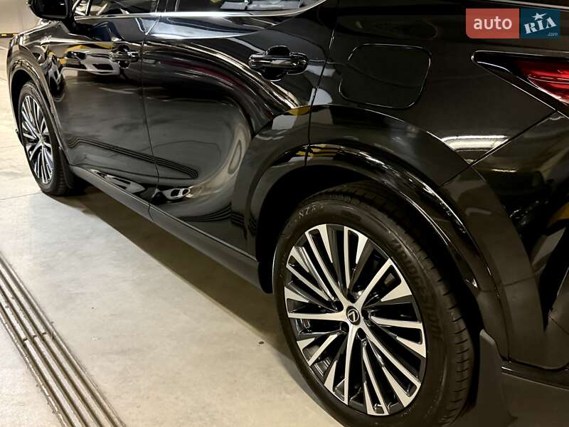 Позашляховик / Кросовер Lexus RX 2024 в Києві