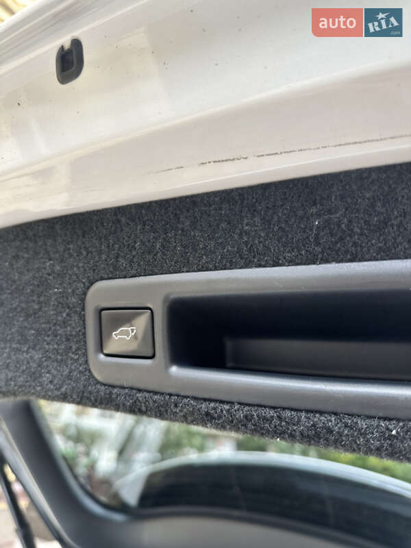 Внедорожник / Кроссовер Lexus RX 2016 в Киеве