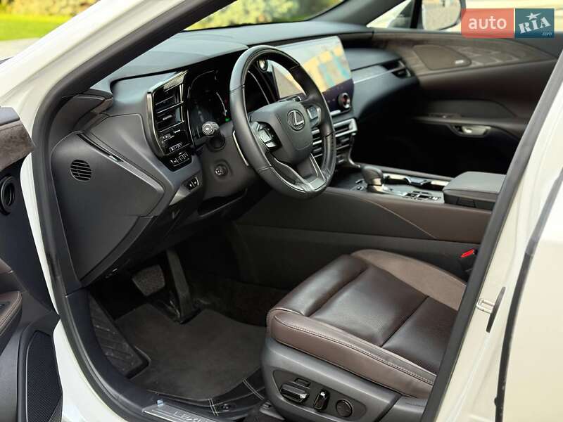 Внедорожник / Кроссовер Lexus RX 2023 в Киеве