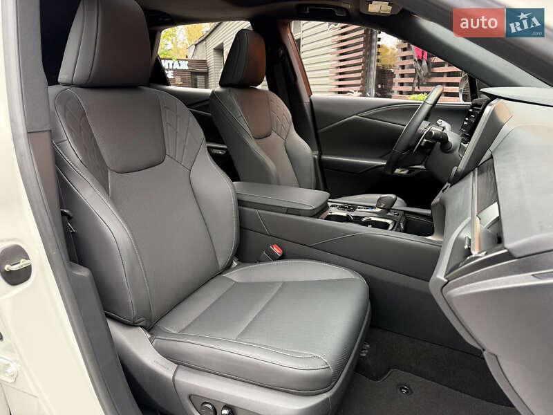 Внедорожник / Кроссовер Lexus RX 2023 в Киеве фото 14 Внедорожник / Кроссовер Lexus RX 2023 в Киеве