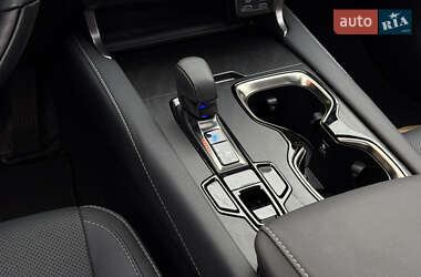 Позашляховик / Кросовер Lexus RX 2023 в  фото 23 Позашляховик / Кросовер Lexus RX 2023 в