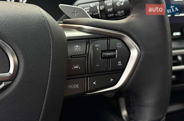 Позашляховик / Кросовер Lexus RX 2023 в  фото 25 Позашляховик / Кросовер Lexus RX 2023 в