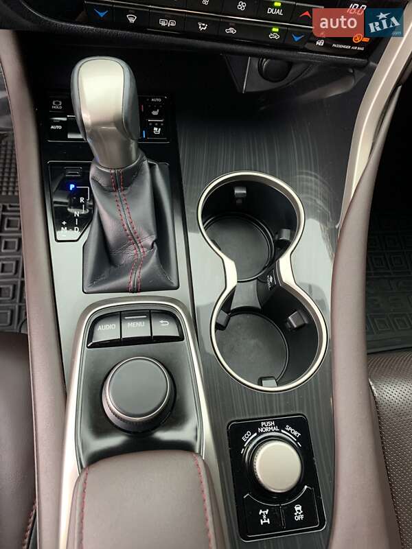 Внедорожник / Кроссовер Lexus RX 2019 в Днепре