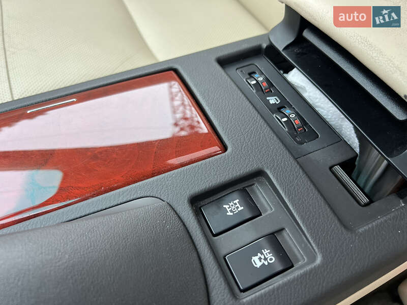 Внедорожник / Кроссовер Lexus RX 2009 в Днепре