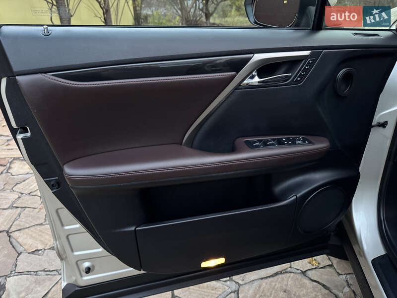 Позашляховик / Кросовер Lexus RX 2016 в Києві