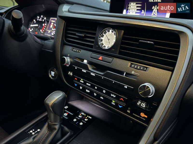 Позашляховик / Кросовер Lexus RX 2016 в Києві
