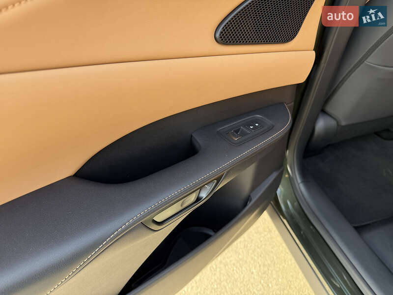 Внедорожник / Кроссовер Lexus RX 2023 в Киеве фото 24 Внедорожник / Кроссовер Lexus RX 2023 в Киеве