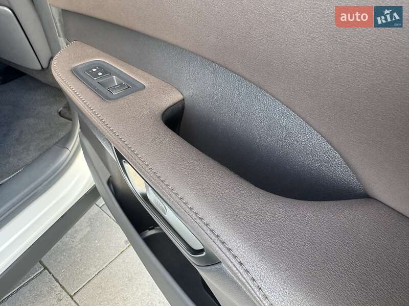 Внедорожник / Кроссовер Lexus RX 2023 в Киеве