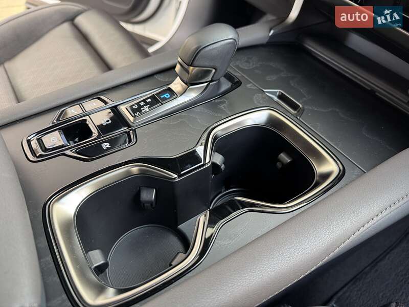 Внедорожник / Кроссовер Lexus RX 2023 в Киеве