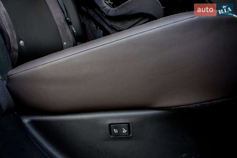 Позашляховик / Кросовер Lexus RX 2023 в Львові