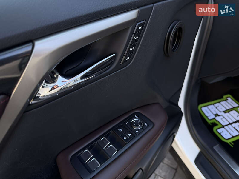 Внедорожник / Кроссовер Lexus RX 2019 в Киеве фото 32 Внедорожник / Кроссовер Lexus RX 2019 в Киеве