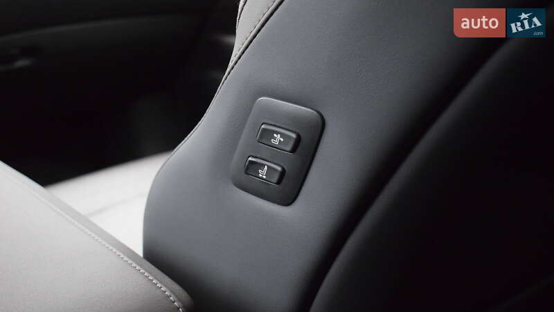 Позашляховик / Кросовер Lexus RX 2023 в Житомирі фото 24 Позашляховик / Кросовер Lexus RX 2023 в Житомирі