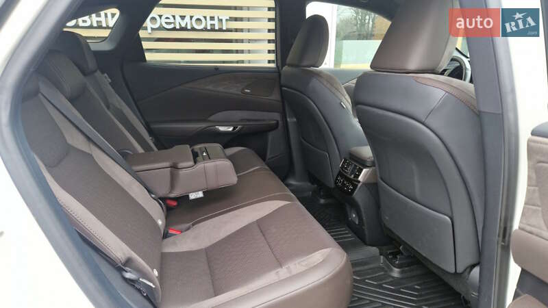 Внедорожник / Кроссовер Lexus RX 2024 в Кропивницком фото 7 Внедорожник / Кроссовер Lexus RX 2024 в Кропивницком