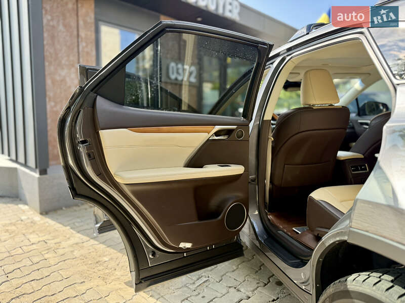 Внедорожник / Кроссовер Lexus RX 2016 в Черновцах