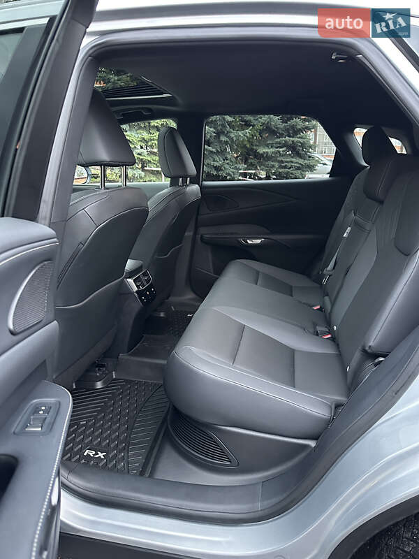 Позашляховик / Кросовер Lexus RX 2024 в Тернополі фото 60 Позашляховик / Кросовер Lexus RX 2024 в Тернополі