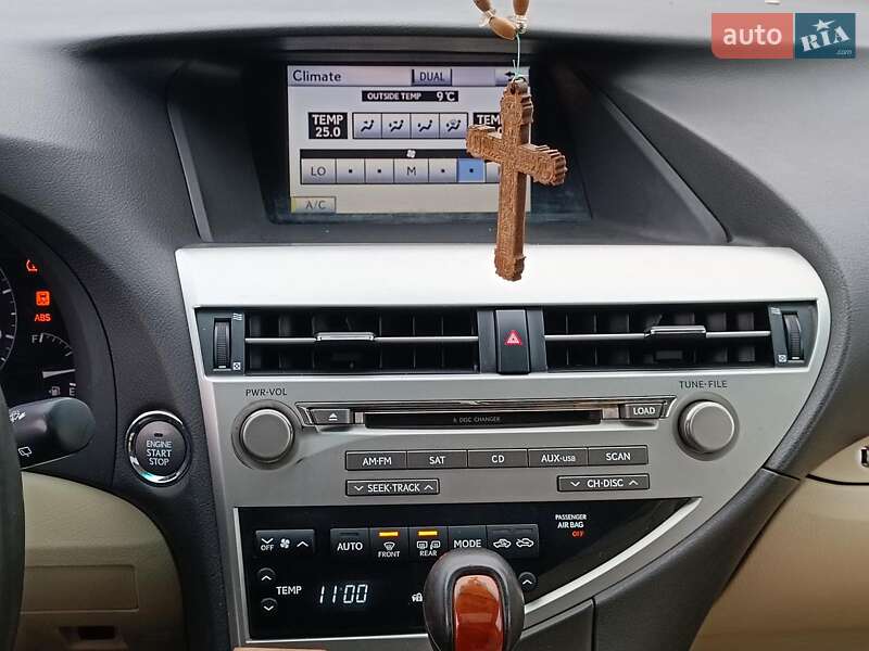 Позашляховик / Кросовер Lexus RX 2010 в Харкові