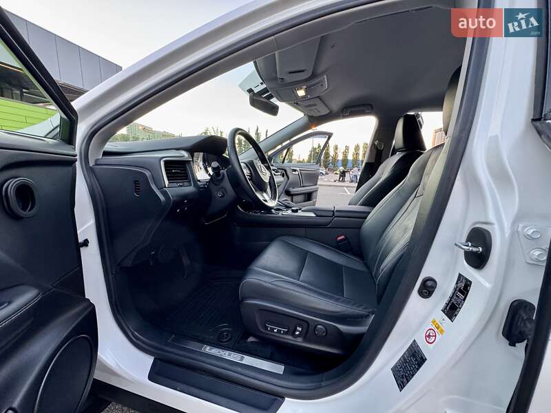 Позашляховик / Кросовер Lexus RX 2016 в Києві