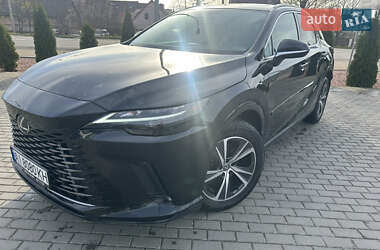 Внедорожник / Кроссовер Lexus RX 2023 в Вишневом